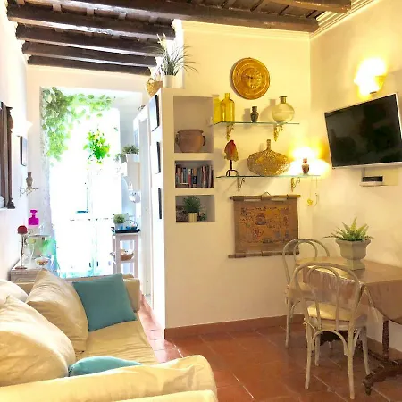 Trevi Fountain Dimora Barberini Apartment Rom